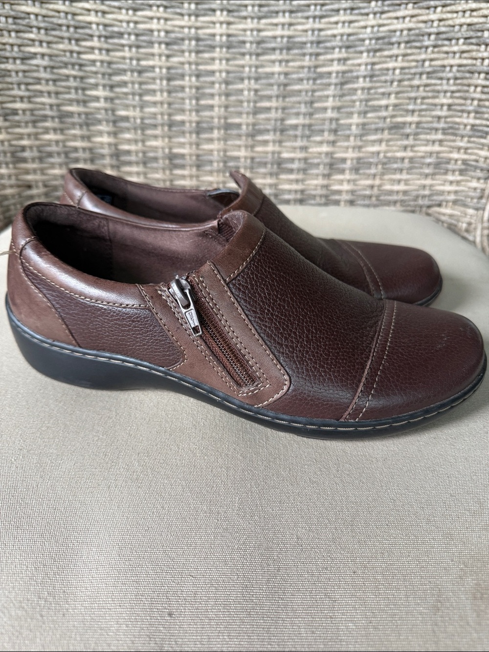 Clarks Cora Giny cushioned zip loafer flats Brown